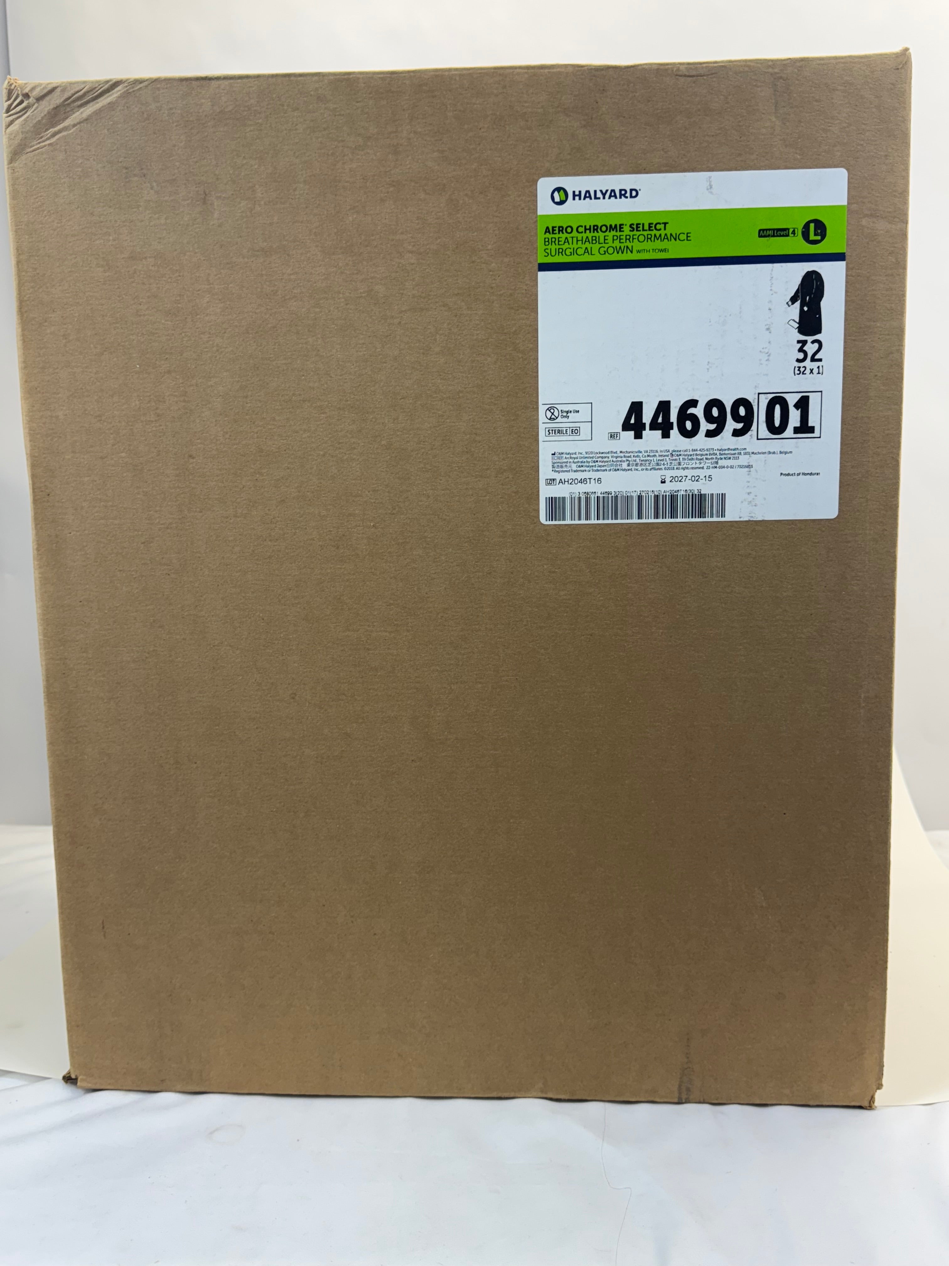 HALYARD 4469901 | Large Aero Chrome Sterile Surgical Gown | AAMI Level 4