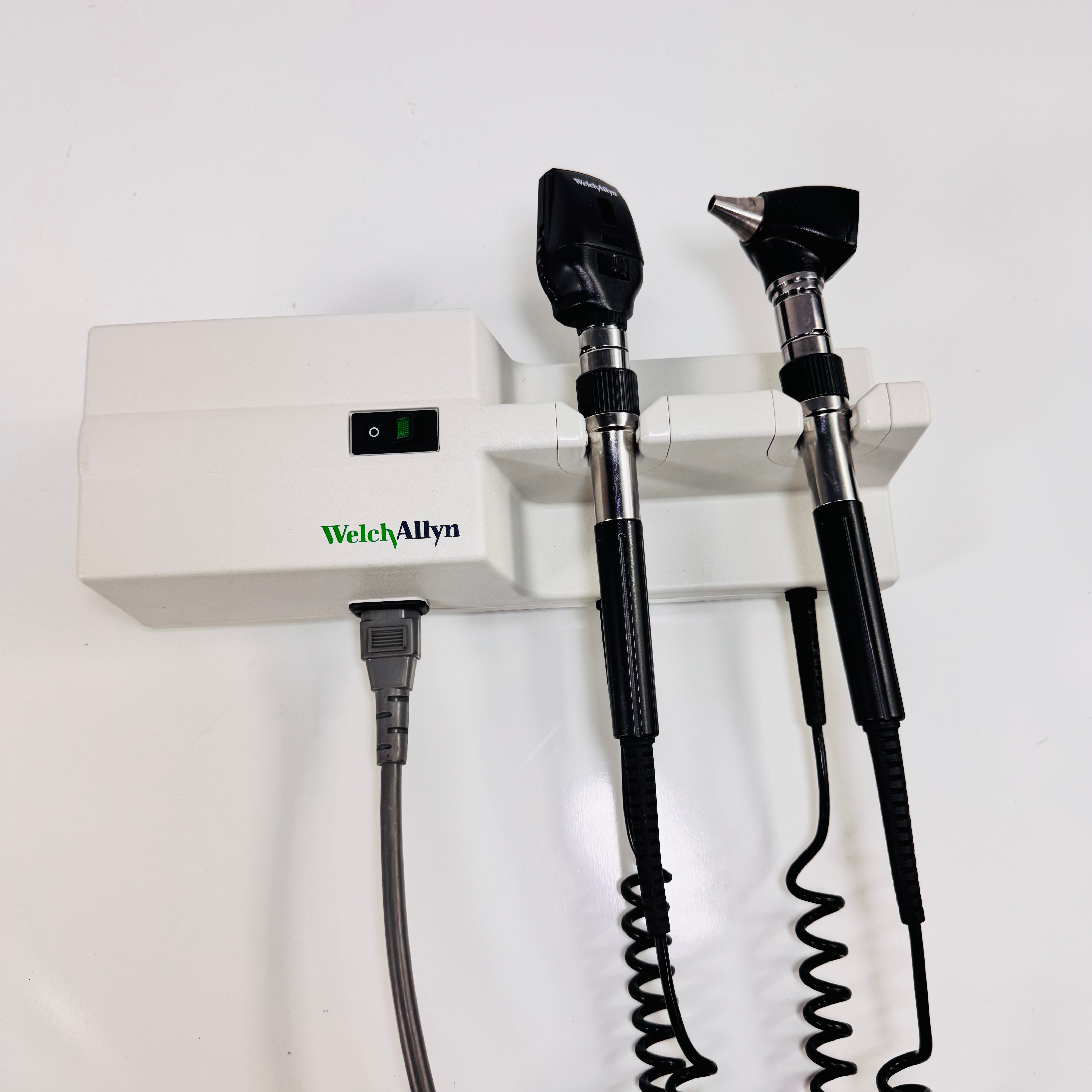 Welch Allyn 767 | Otoscope Wall Transformer with 250-2 LED and 11710 Ophthalmoscope Heads