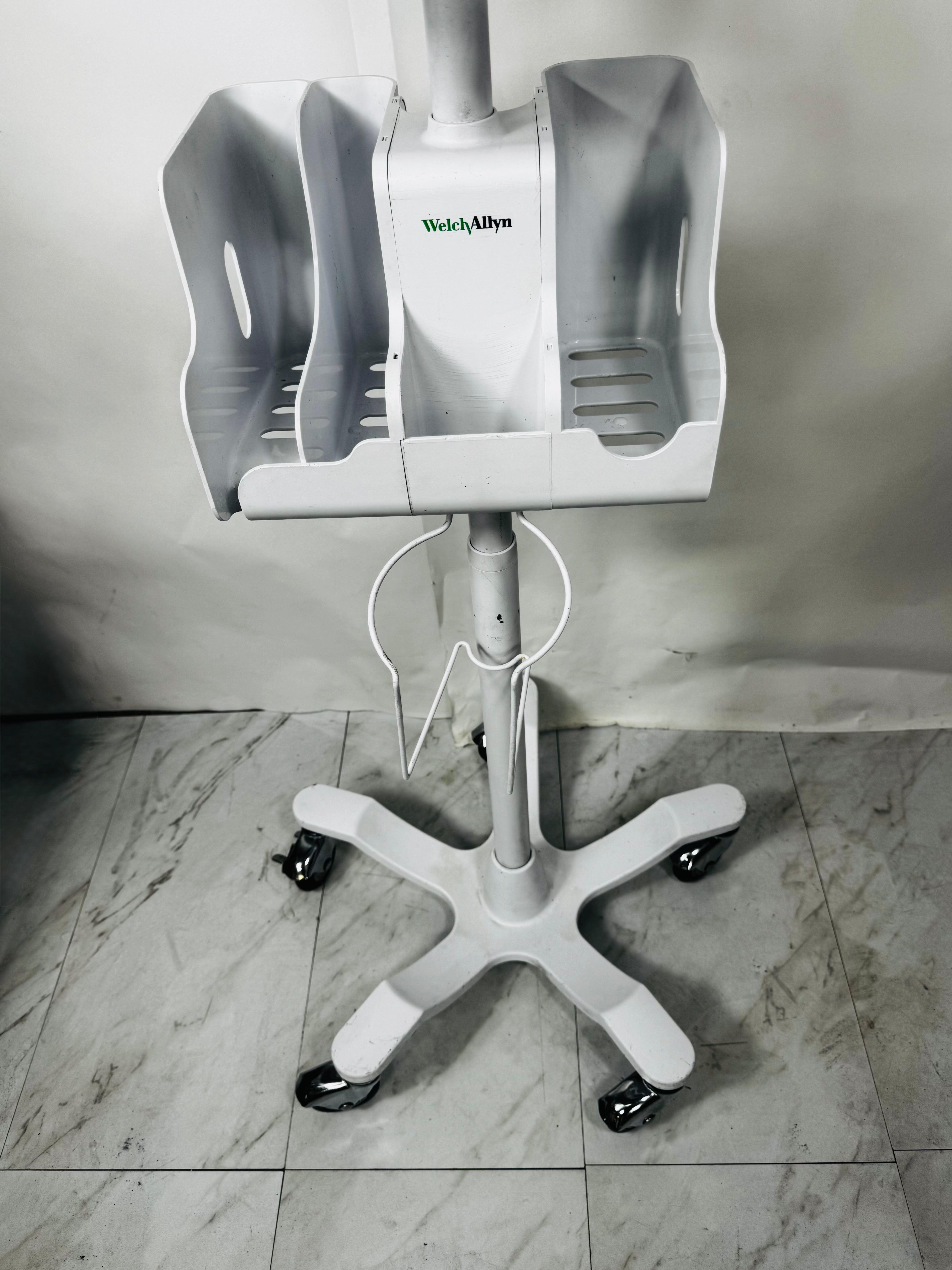 Welch Allyn 4800-60 | Connex 6000 Series Mobile Stand with Storage Bin