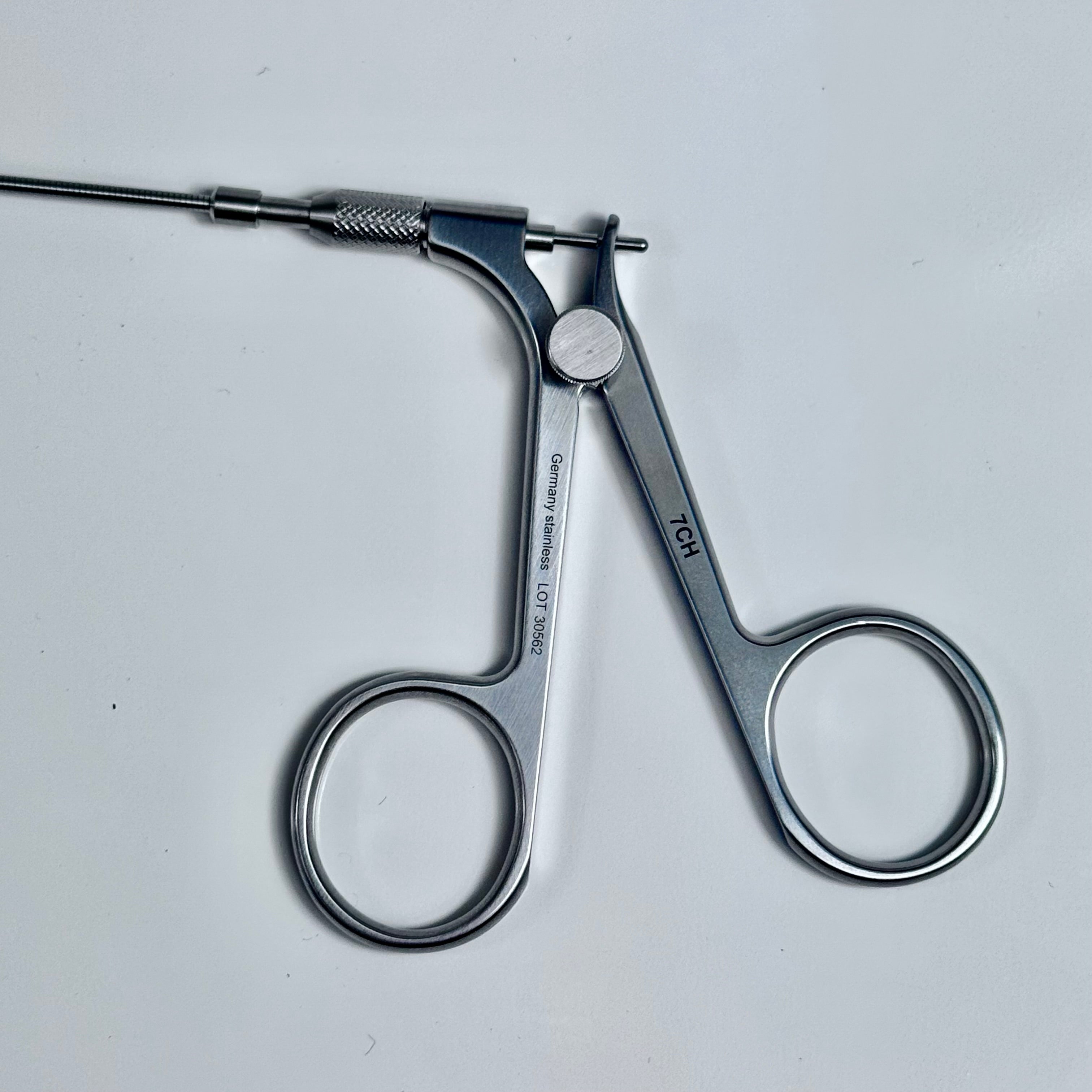 Urology Grasping Forceps | 7Fr x 300mm Flexible Alligator Grasping Forceps