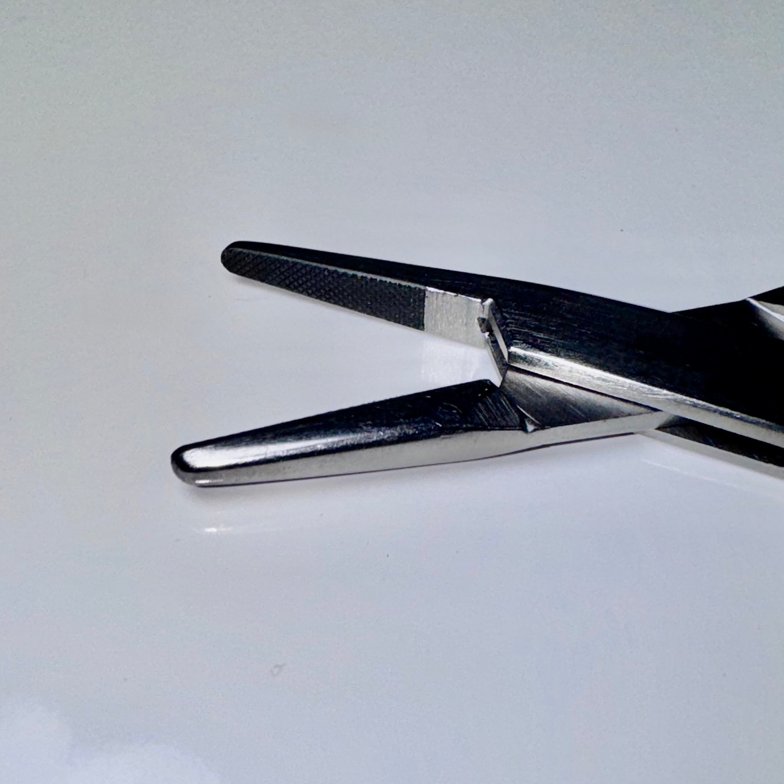 Hayden Medical 520-316 | Needle Holder – 6¼" Tungsten Carbide, Serrated
