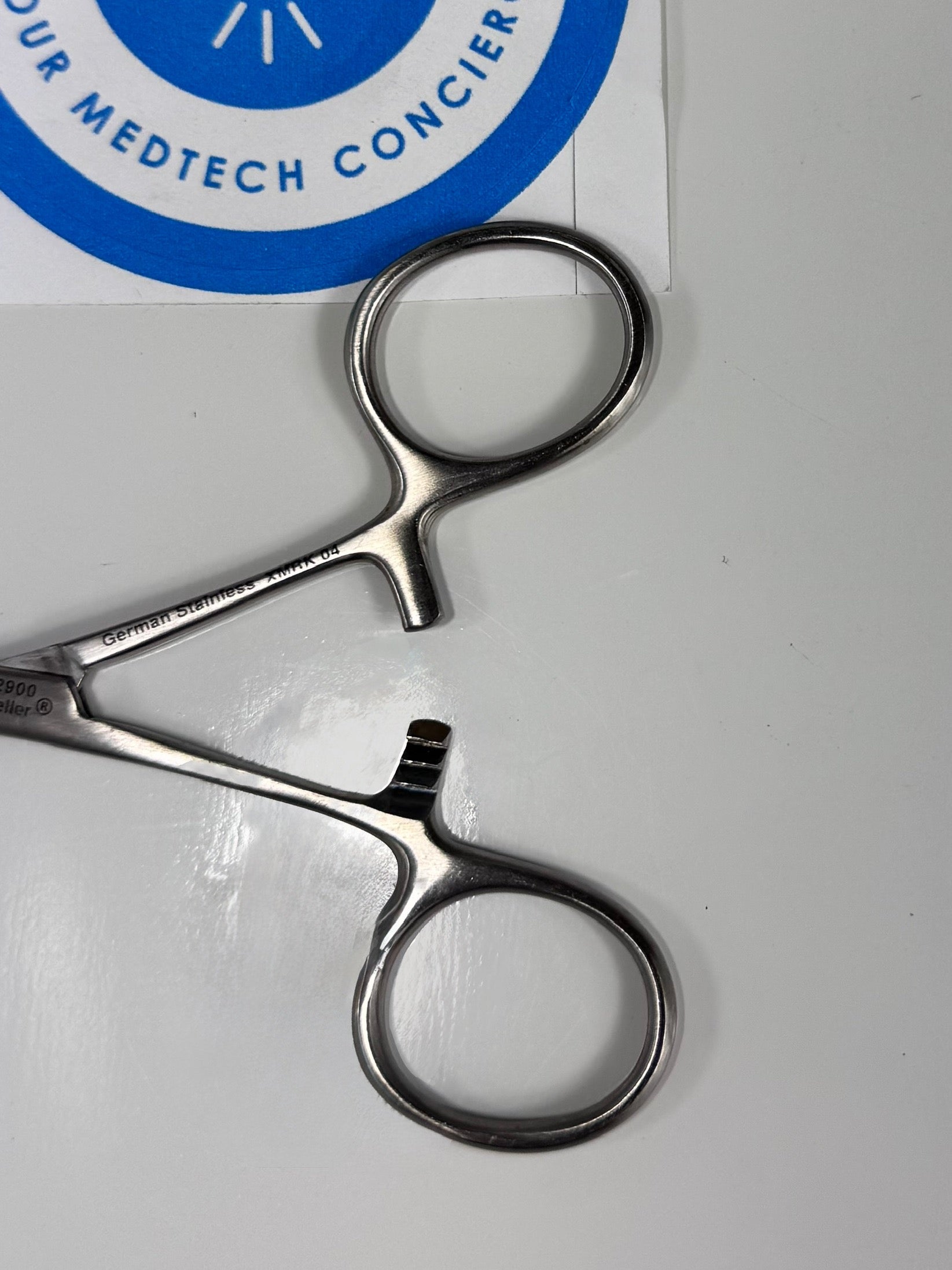 V. Mueller SU2900 | Backhaus Towel Clamp