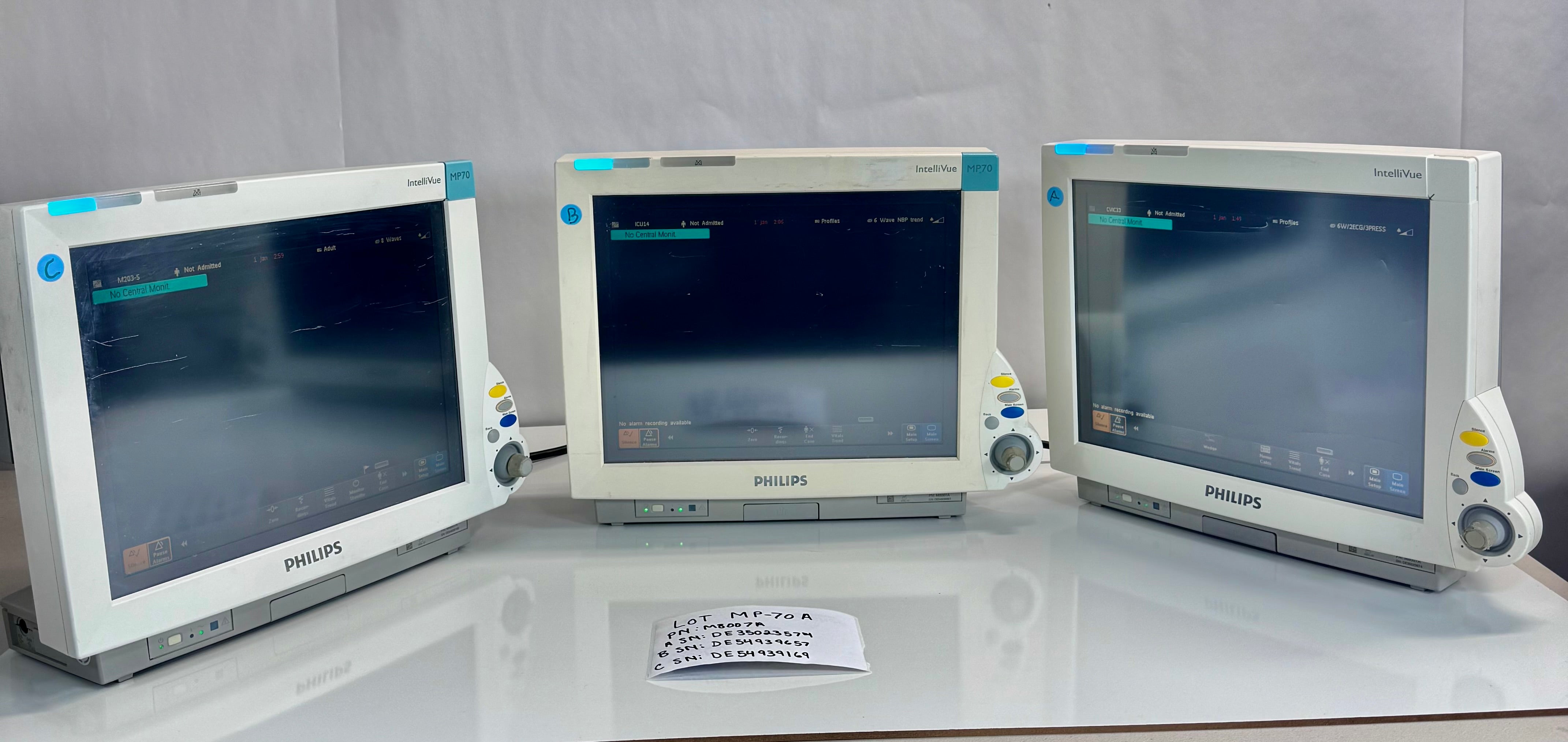 Philips IntelliVue M8007A | MP70 Patient Monitor Lot of 3