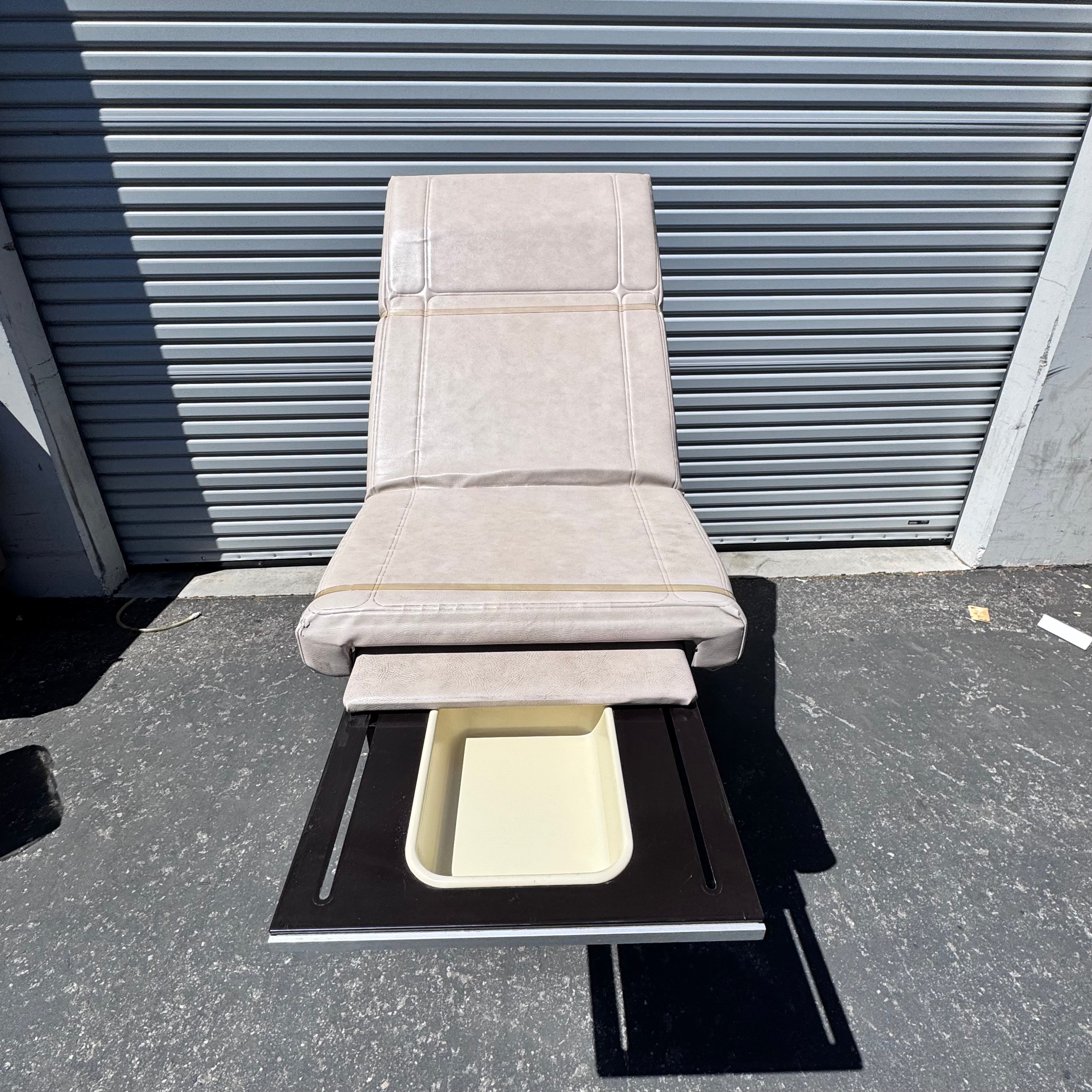Midmark Ritter 104 | Examination Table