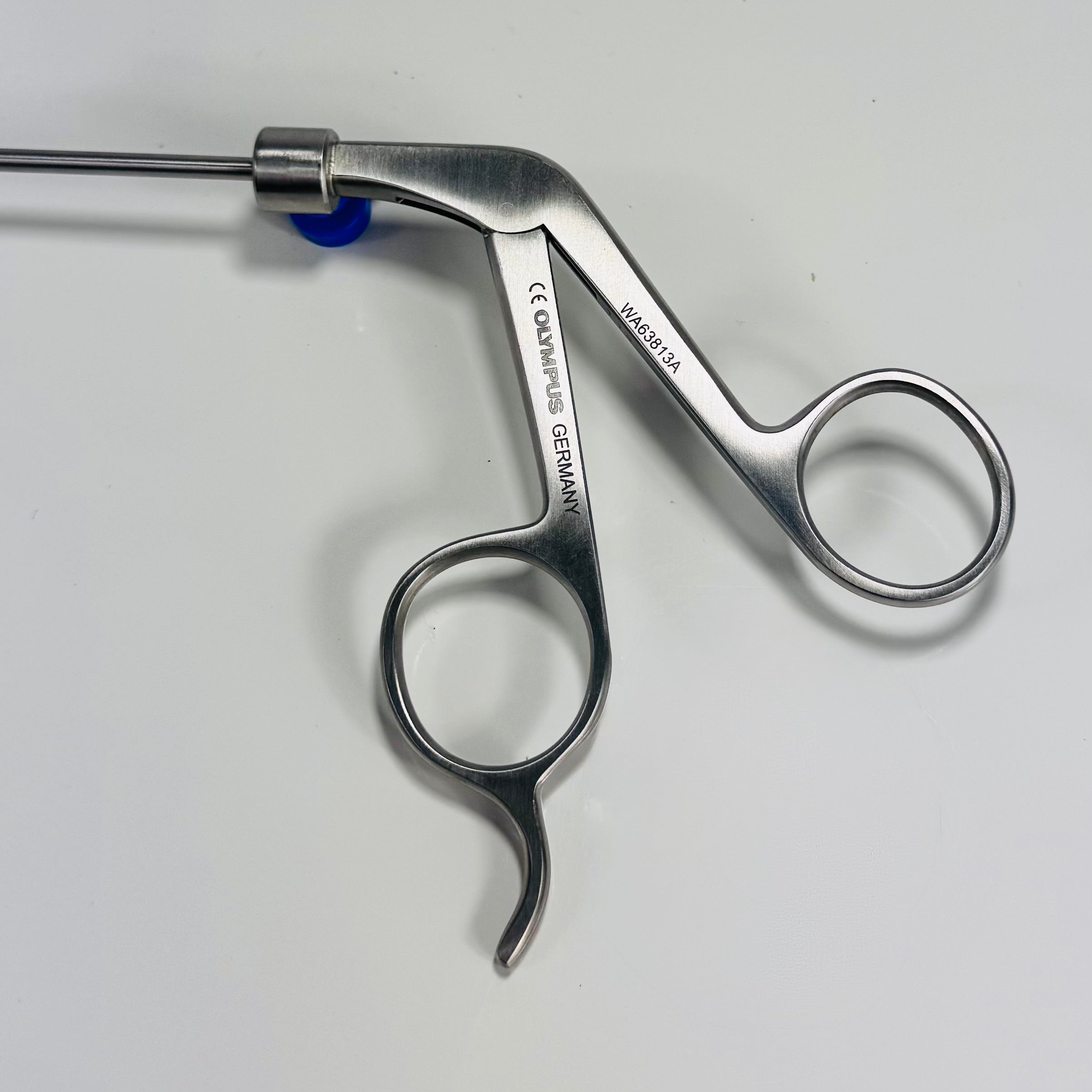 Olympus WA63813A | Rigid 3.25 mm x 400 mm Grasping Forceps Percutaneous Nephroscopy