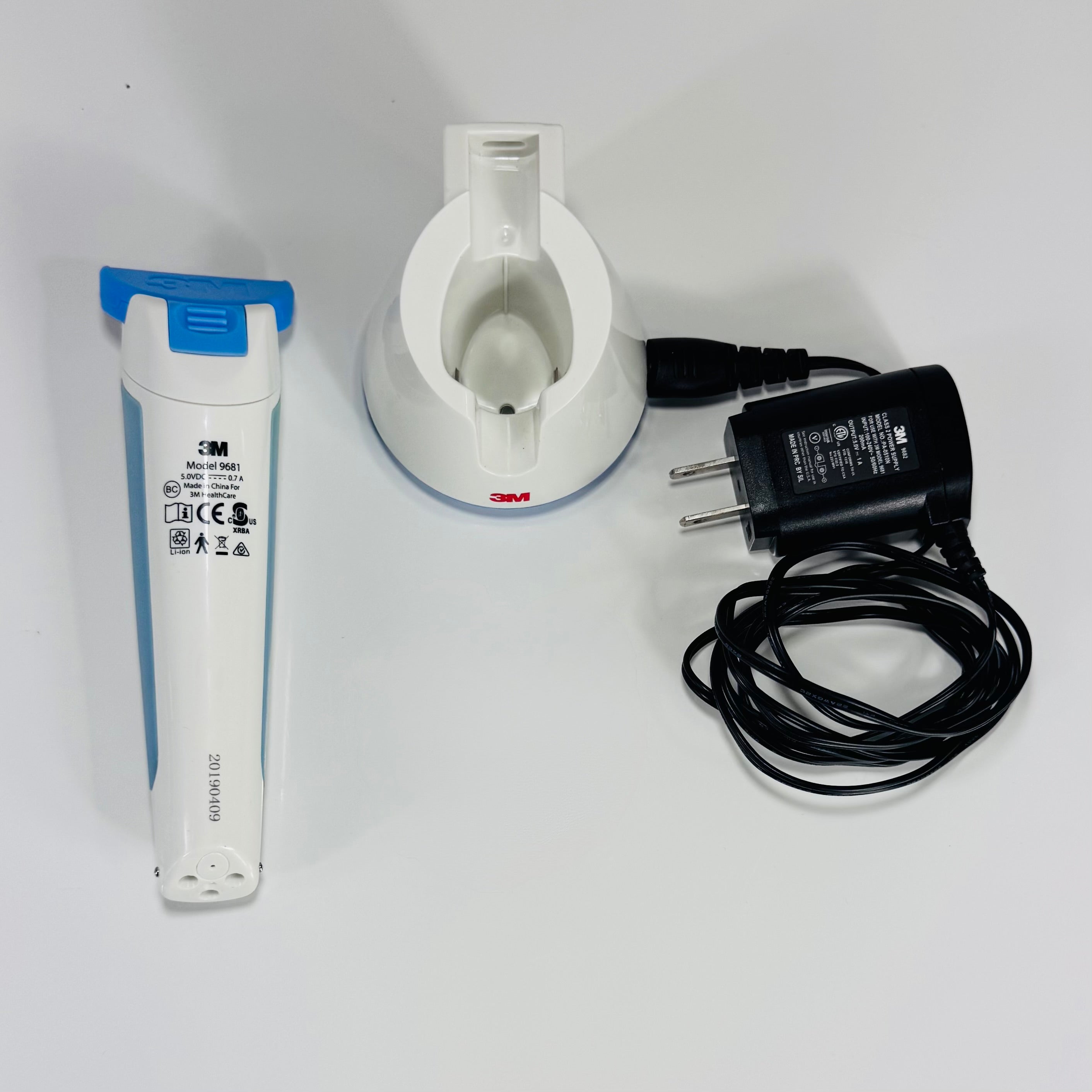 3M 9681 | Surgical Shaver Clipper Professional w Charger and 45 blades