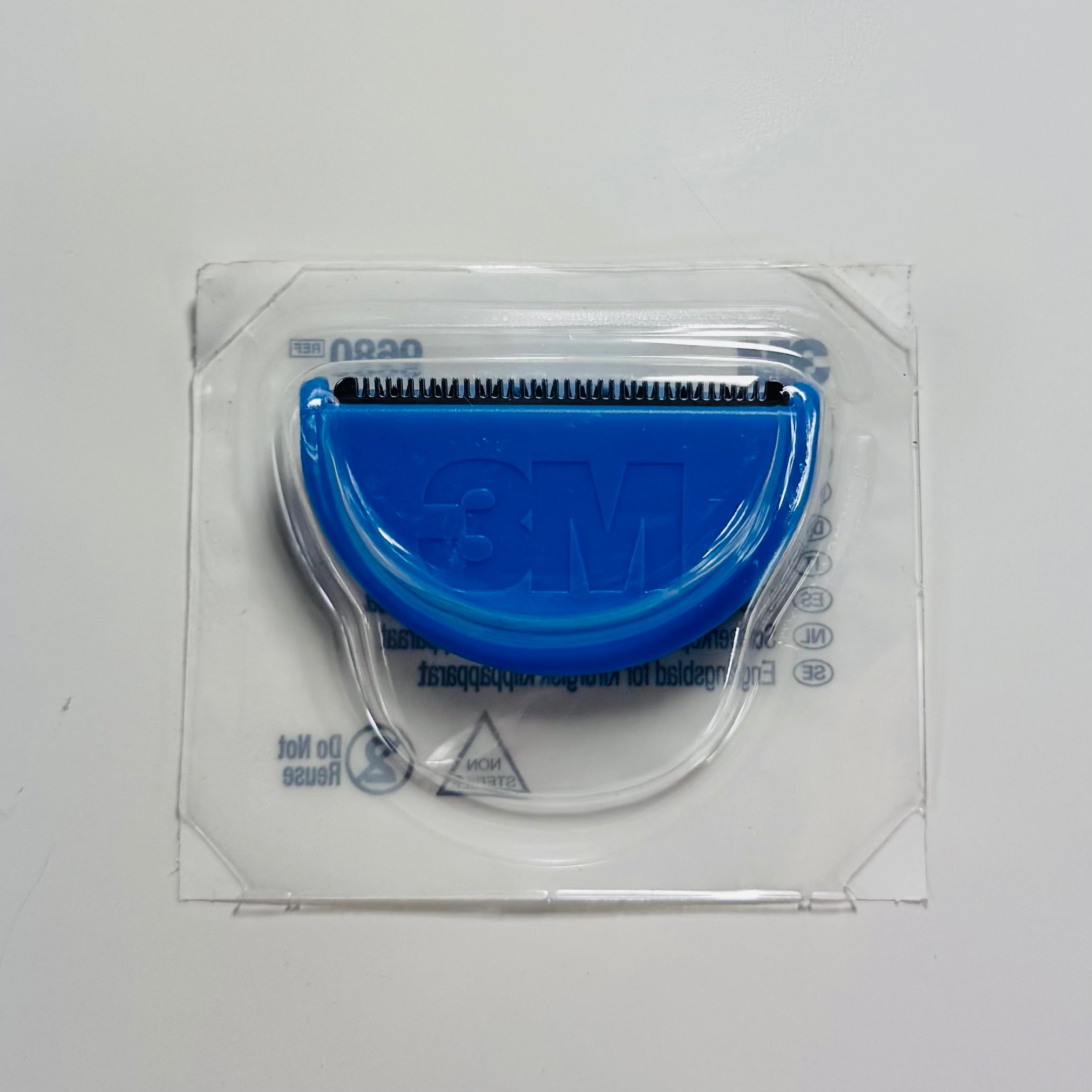 3M 9681 | Surgical Shaver Clipper Professional w Charger and 45 blades
