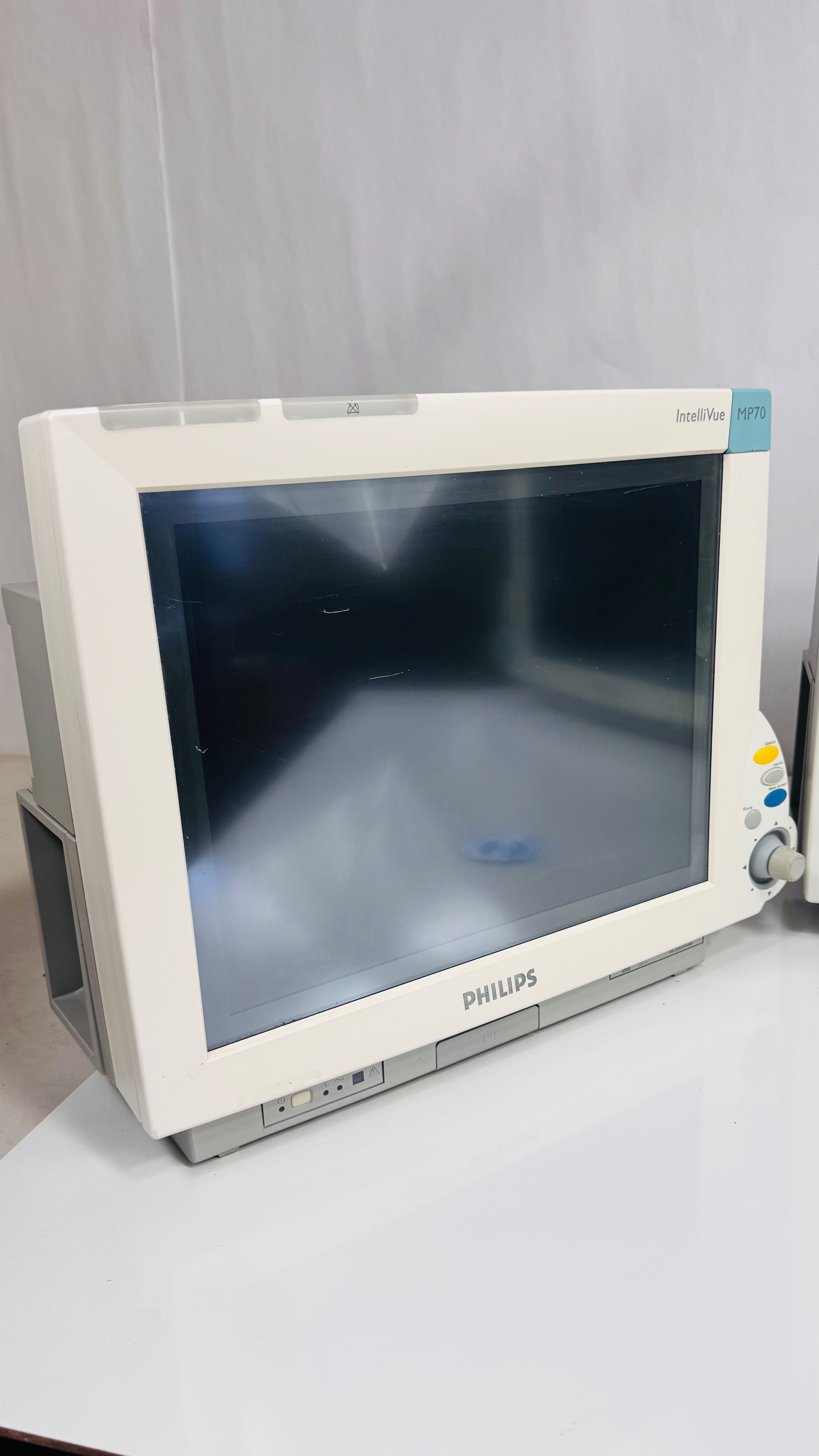 Philips IntelliVue MP70 | Patient Monitor M8007A - Set of 3 Monitors Only