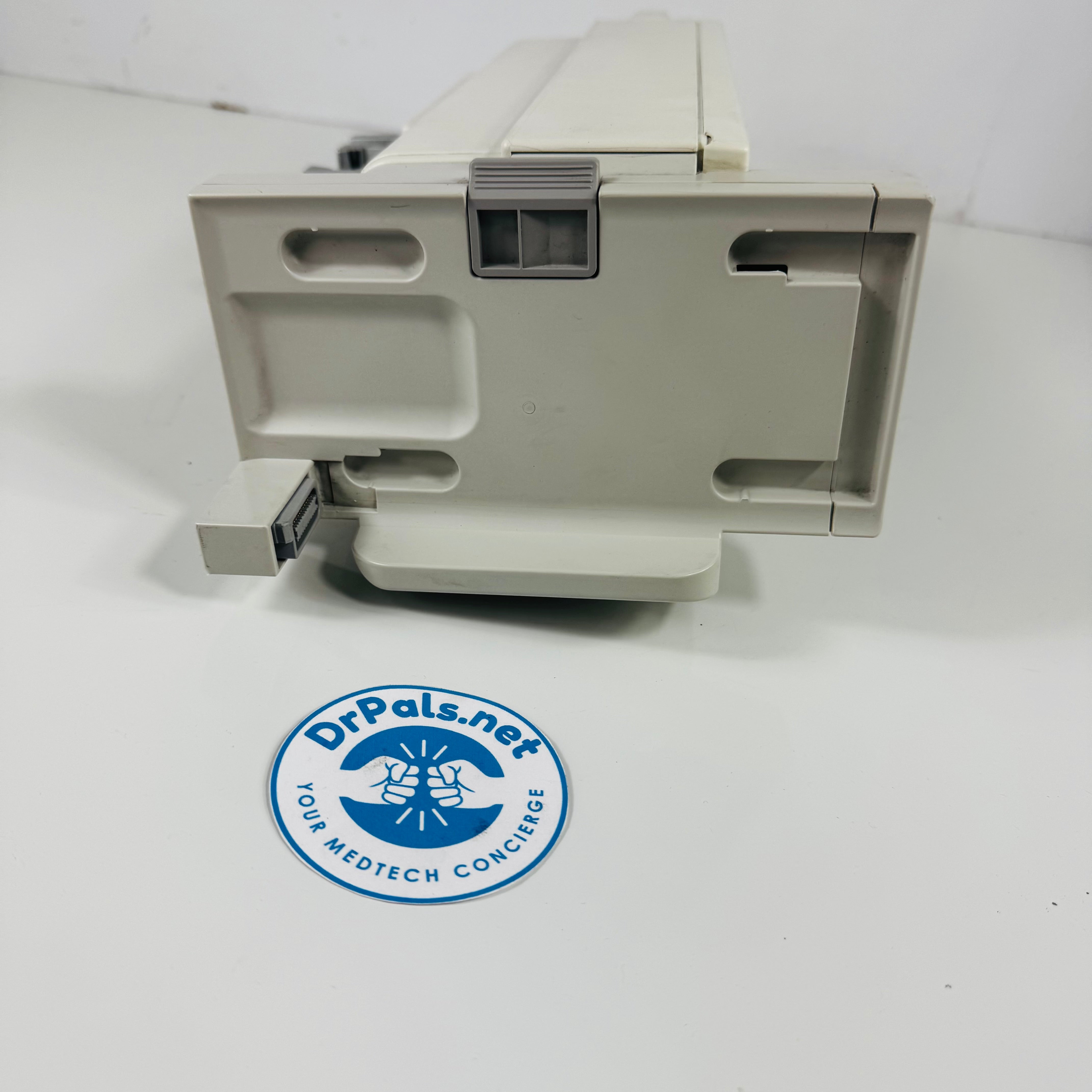 Philips M8048A | IntelliVue FMS 8-Slot Flexible Module Server with Clamp