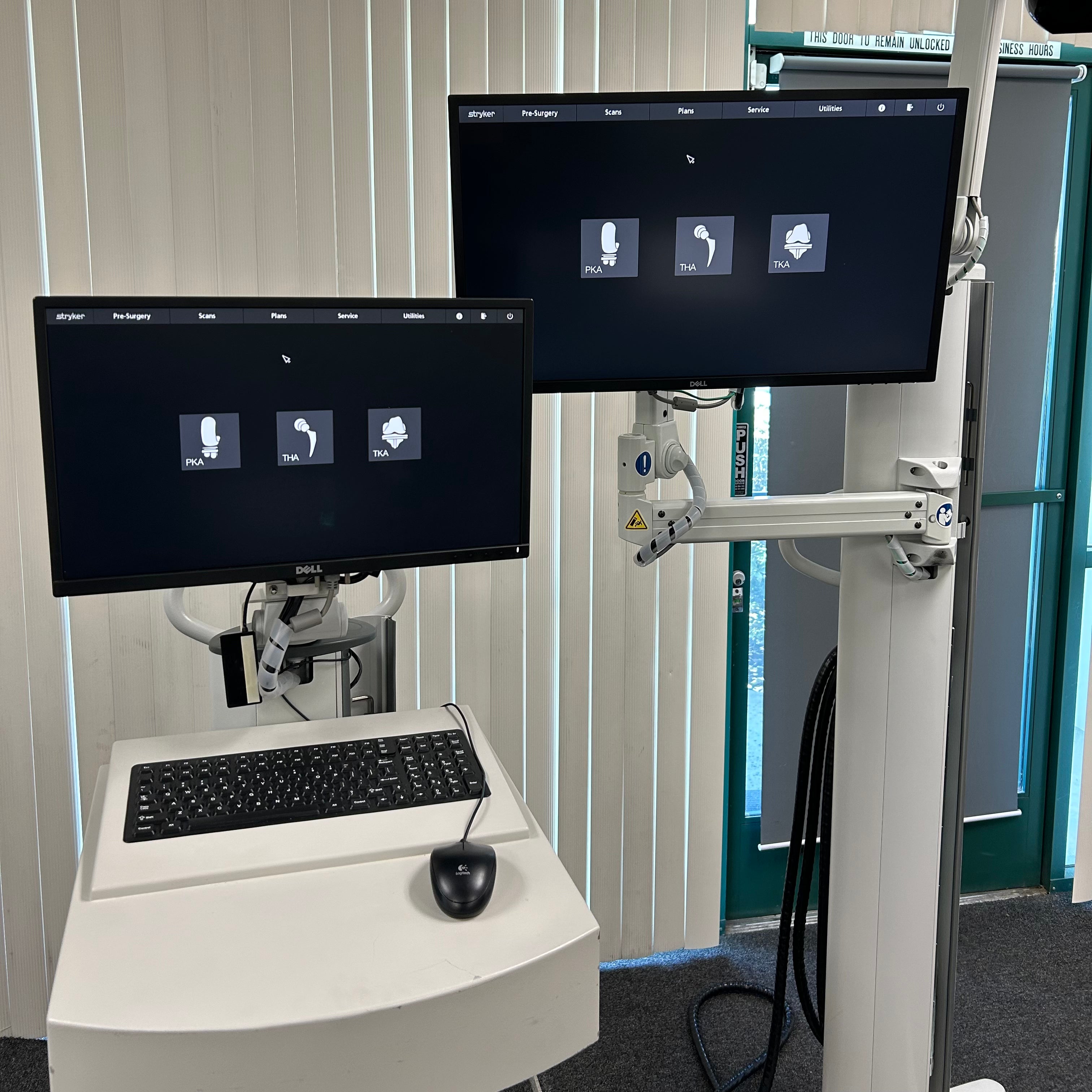 Stryker Mako Complete Program Bundle | Robot + TKA, THA & PKA Instrument Sets